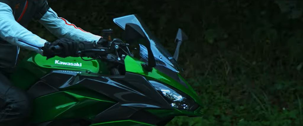 カワサキ　ニンジャ１０００SX