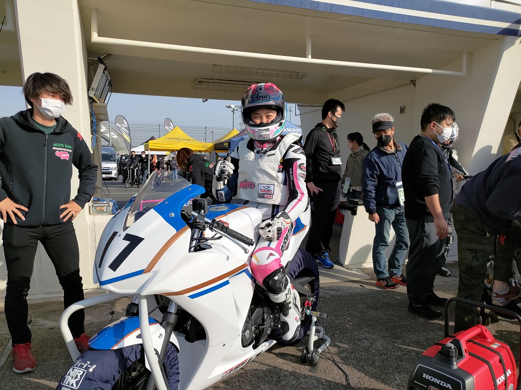 筑波ロードレース選手権2022 CBR250R Dream Cup 永山陽梨選手