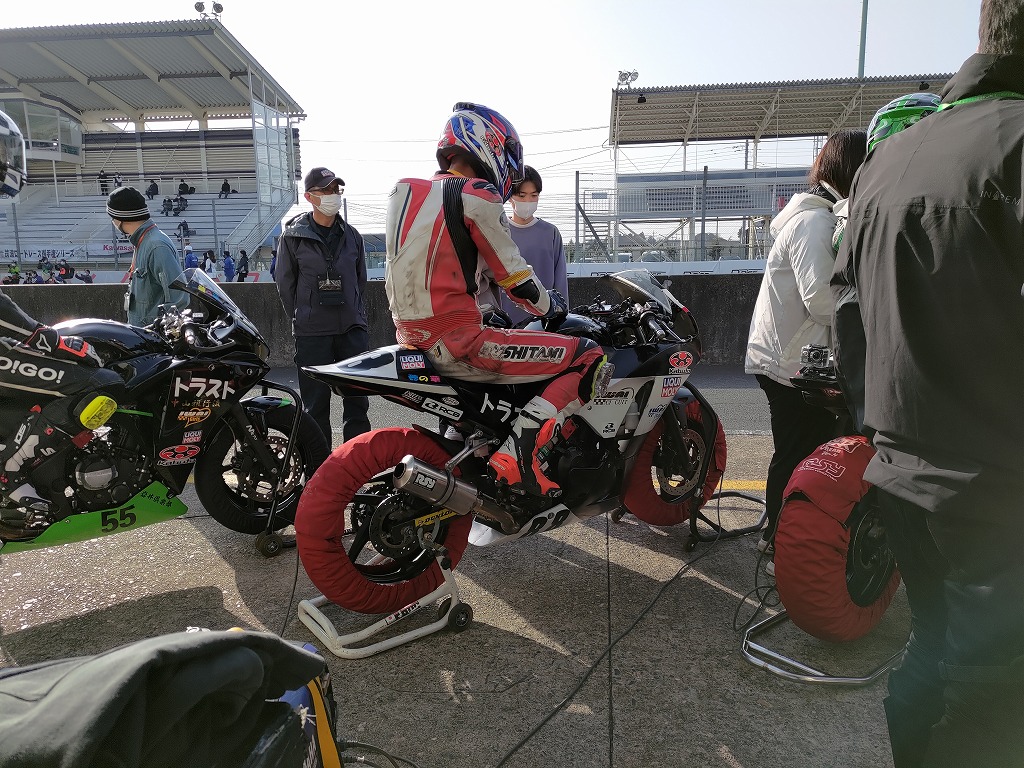 筑波ロードレース選手権2022 CBR250R Dream Cup 木村友軌選手