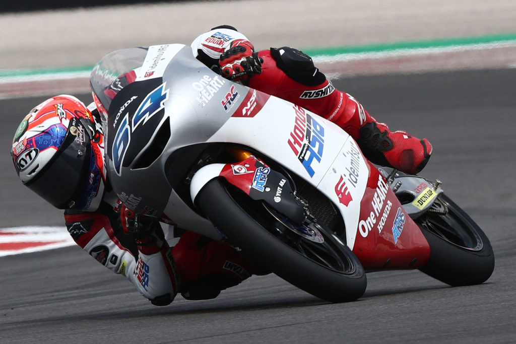 2022年、イデミツホンダチームアジアよりmoto3クラスに参戦するインドネシア人ライダー　マリオ・アジ選手