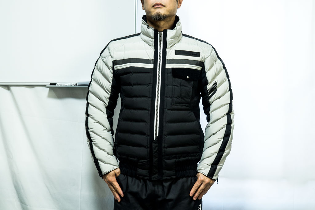 ソリッドブルゾン